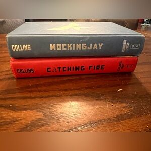 Blue and Red Coffee Table Book Set